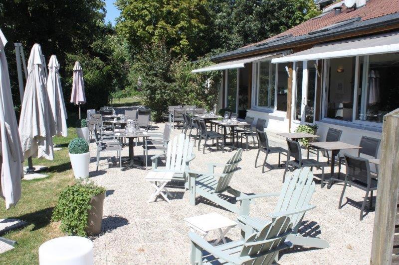 Logis Hotel & Restaurant - Le Manoir De Gavrelle Exterior foto